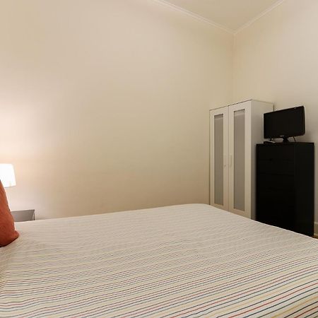 Cozy And Sunny Apartment - Anjos, Lisbona Esterno foto