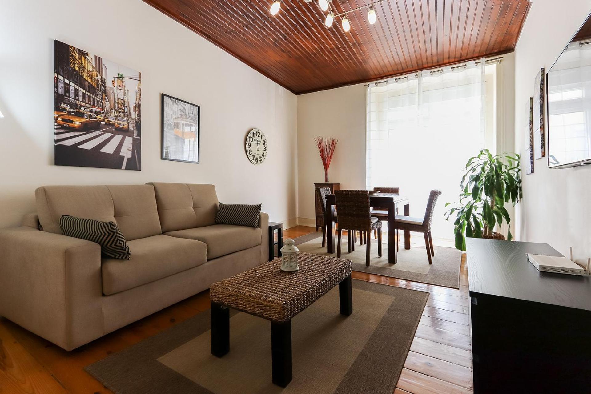 Cozy And Sunny Apartment - Anjos, Lisbona Esterno foto