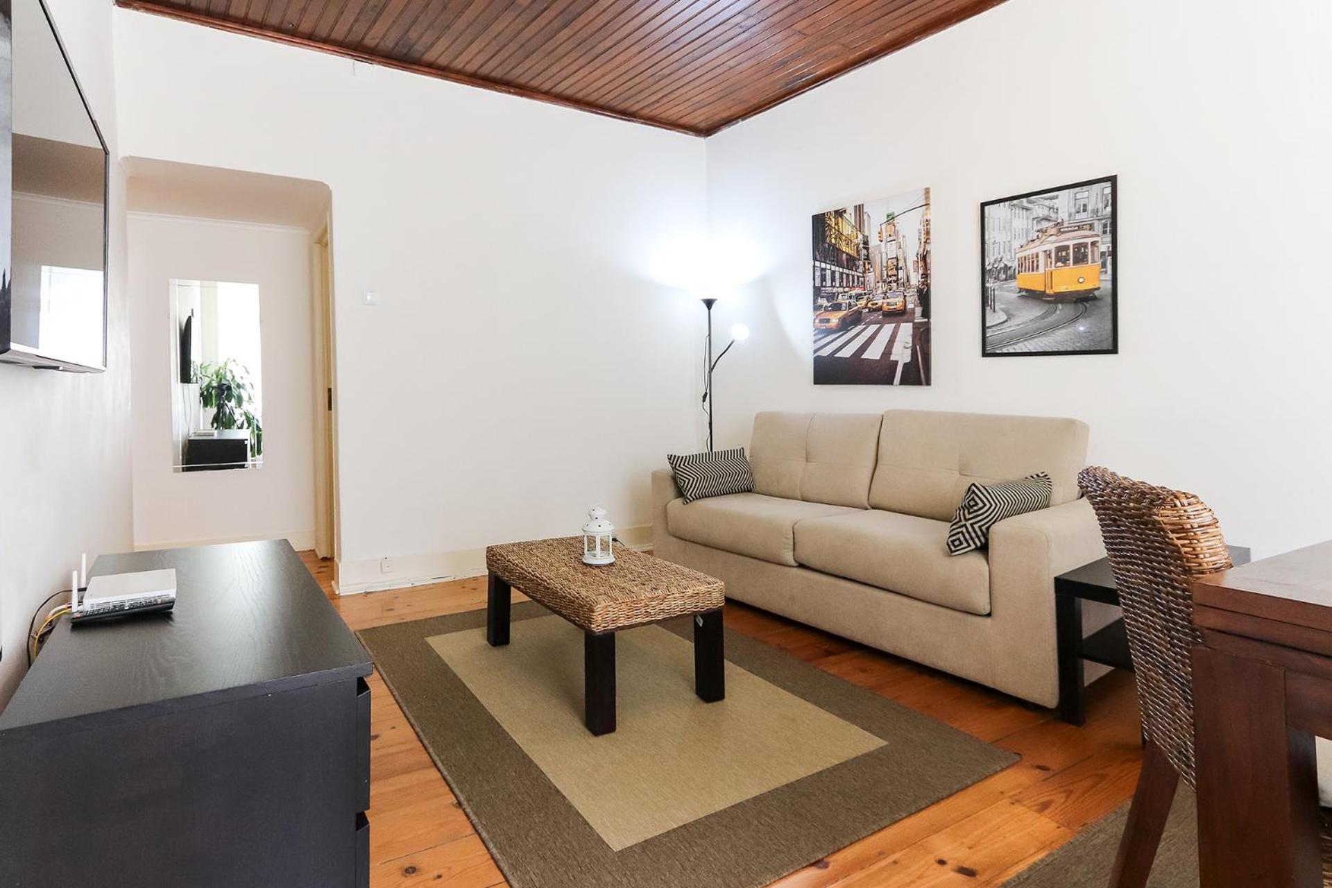 Cozy And Sunny Apartment - Anjos, Lisbona Esterno foto